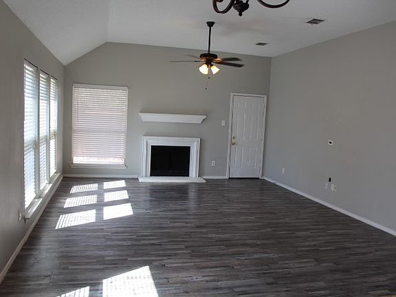 3rd image of 6705 Northland Dr