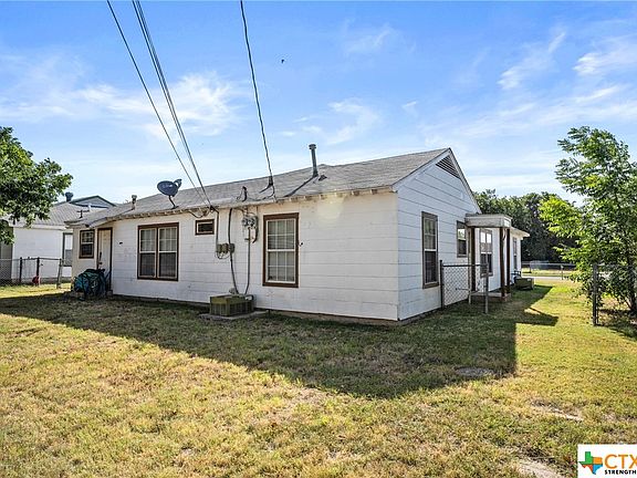 4th image of 1309 Jacqueline St