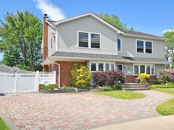 3rd image of 362 Taylor Ave