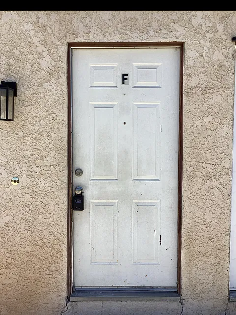 2 bed, 1.5 bath, 1000 sqft, $1,895 — Photo 2