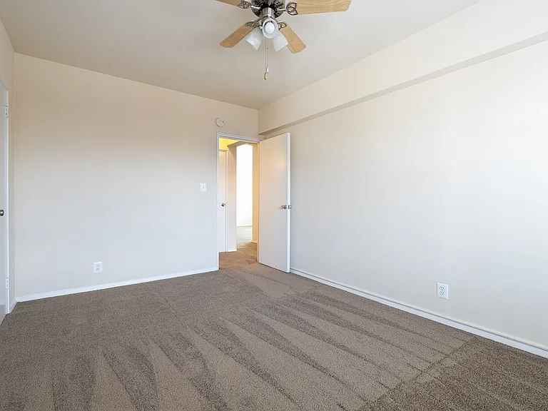 Walden Commons — Photo 13