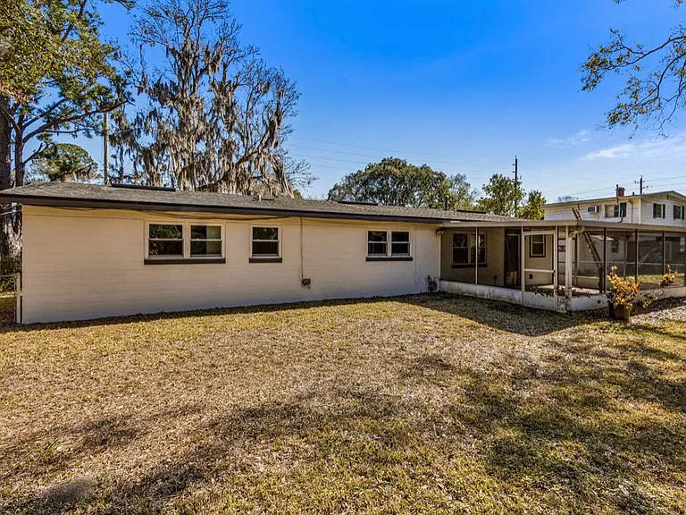 2634 Hugh Edwards Dr — Photo 3