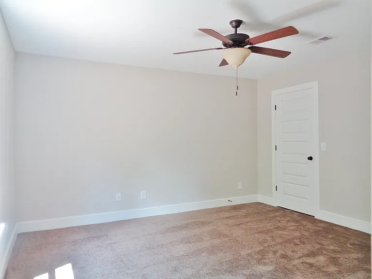 11489 Jace Ave — Photo 17