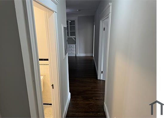 1st image of 3 Mount Vernon St APT 4