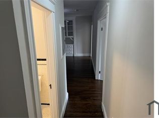 3 Mount Vernon St APT 4, Melrose, MA 02176
