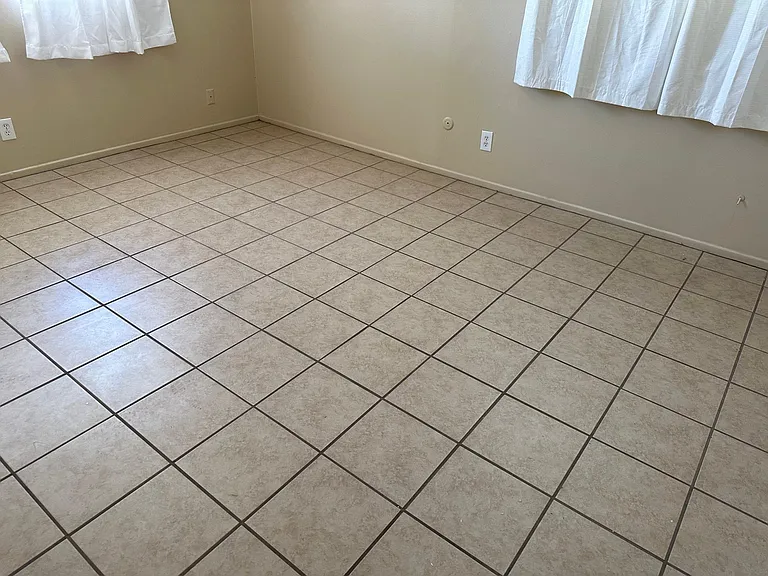 10133 Cork Dr — Photo 8