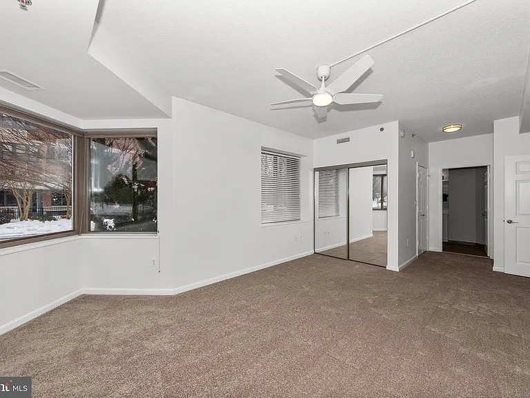 940 Astern Way #102A — Photo 19