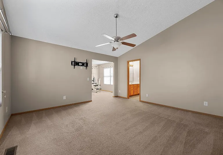 6036 Pennington Creek Dr — Photo 13