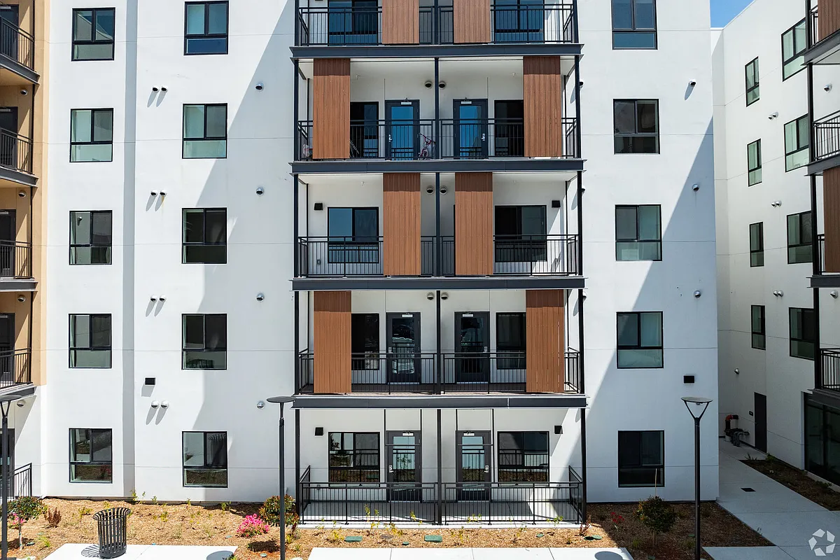 Building Photo - Santa Rosa Avenue
