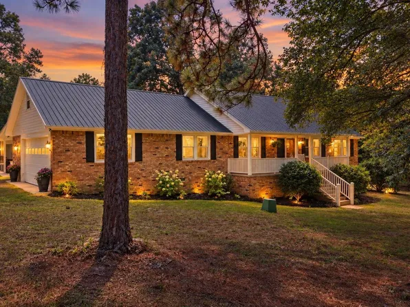 625 Pleasant View Dr, Lexington, SC 29073