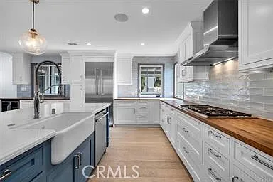 641 11th St — Photo 8