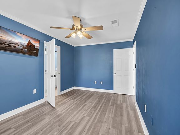 4th image of 112 Lake Ridge Dr