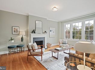 3041 Sedgwick St NW APT 403D, Washington, DC 20008