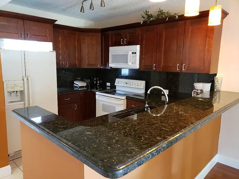 899 SE 2nd Ave #218 — Photo 1