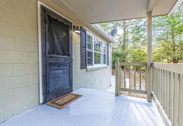 885 S Stephens St — Photo 17
