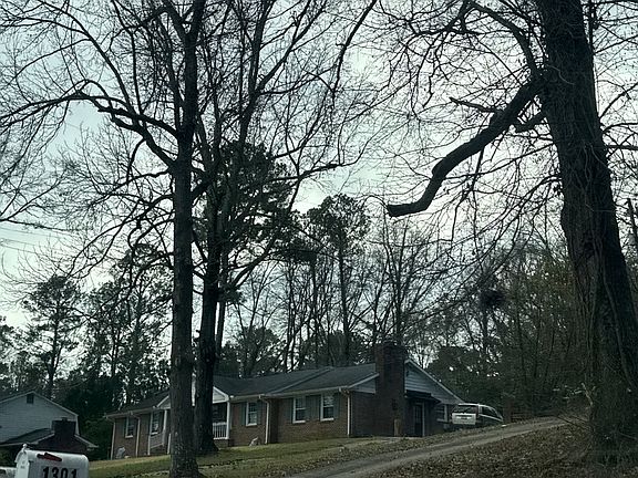 2nd image of 1305 Grantland Rd