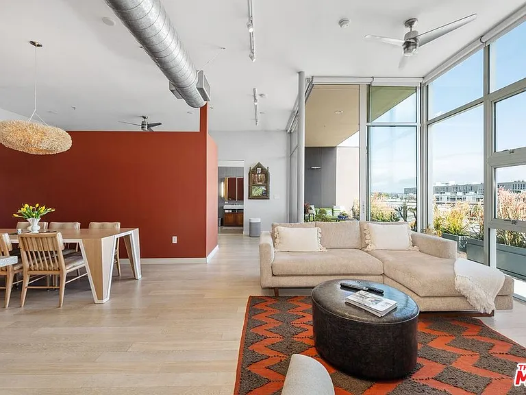 4080 Glencoe Ave #420 — Photo 12