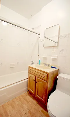 Rented by Elite NY Holdings | media 17