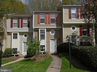 1615 Fieldthorn Dr, Reston, VA 20194