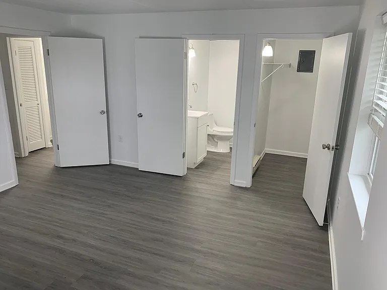 708 Matlack Ave #202 — Photo 9