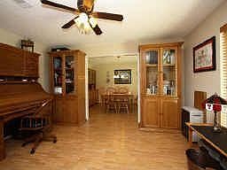 3rd image of 3010 Shadowdale Dr