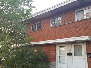 10015 Frontage Rd #A, Skokie, IL 60077