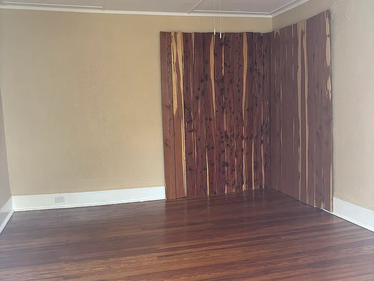 422 King George Ave SW #3 — Photo 6