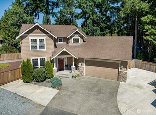 32334 Hoyt Rd SW, Federal Way, WA 98023