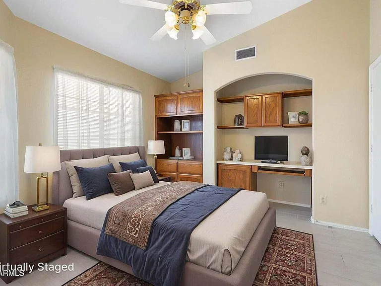 10622 W Mohawk Ln — Photo 20