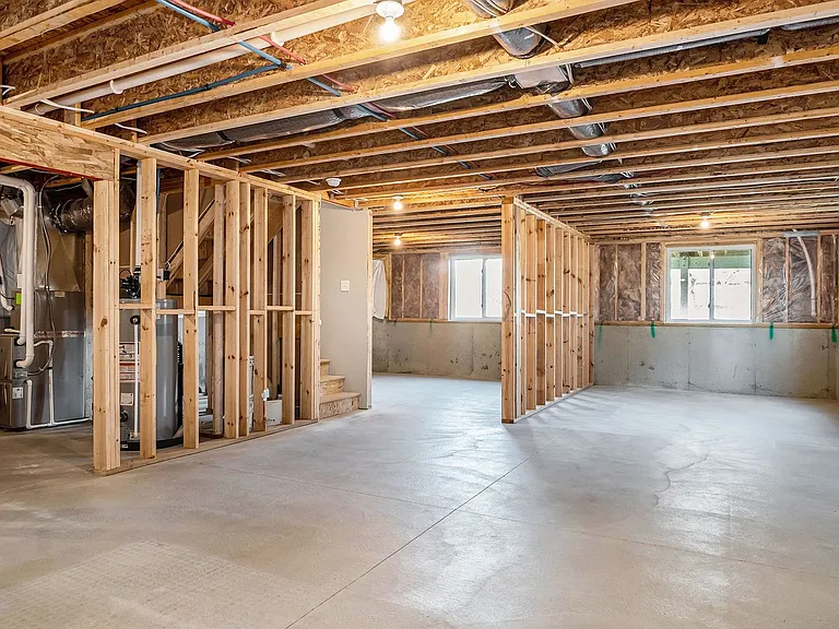 1597 Carolyn Dr — Photo 21