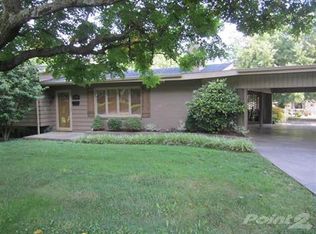 2218 E Mirabeau St, Springfield, MO 65804