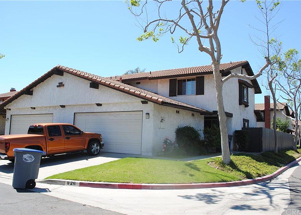1st image of 826 Lillywood Ln