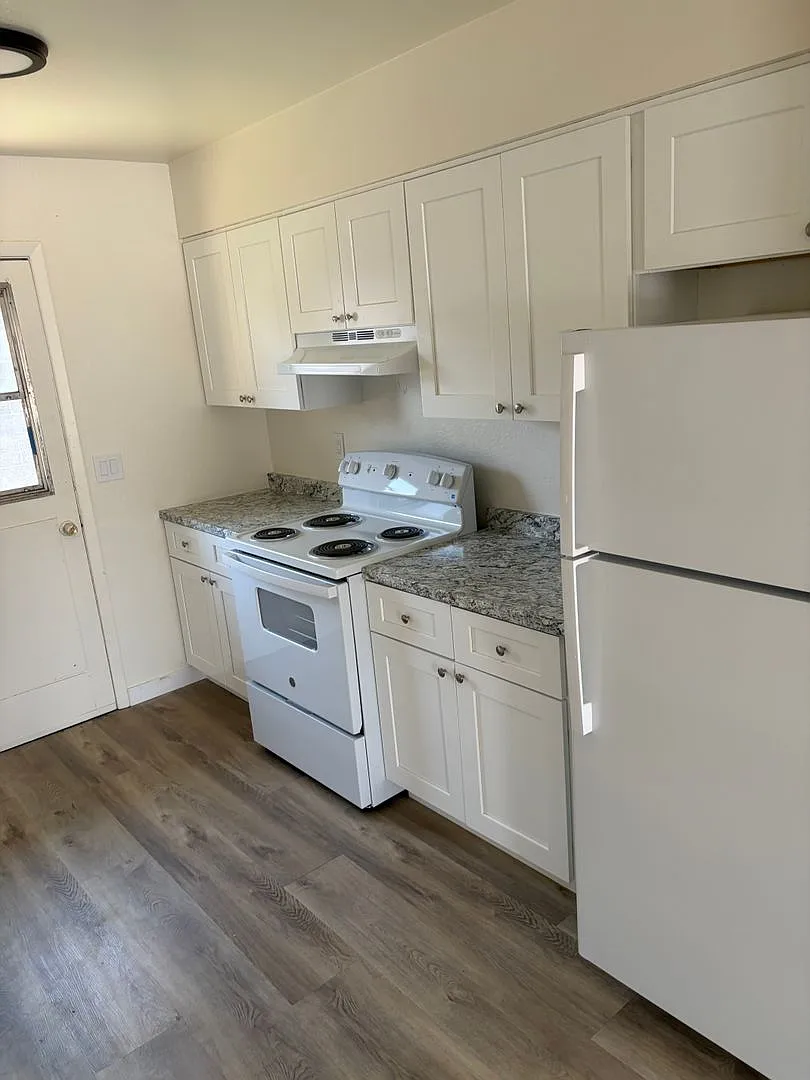 remodeled two bed apartment in Mesa — Photo 2