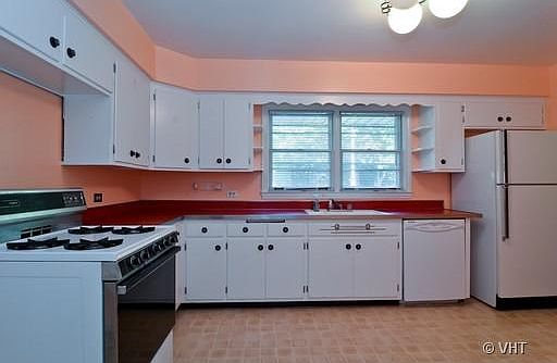 5th image of 9227 Linder Ave