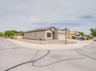 285 E Camino Rancho Seguro, Sahuarita, AZ 85629