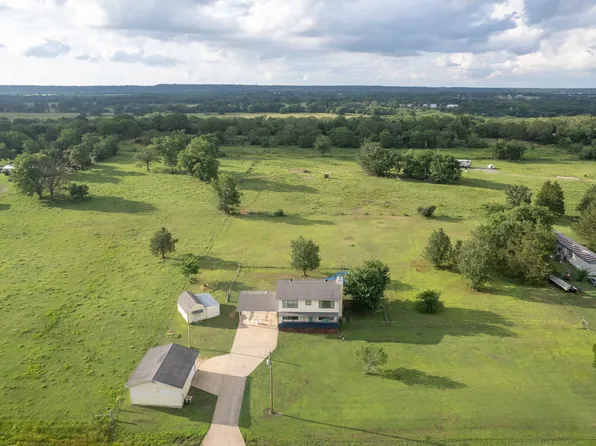 27068 Hunter Ln, Bokoshe, OK 74930