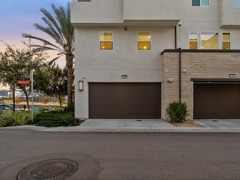 2741 Via Avella Dr — Photo 6