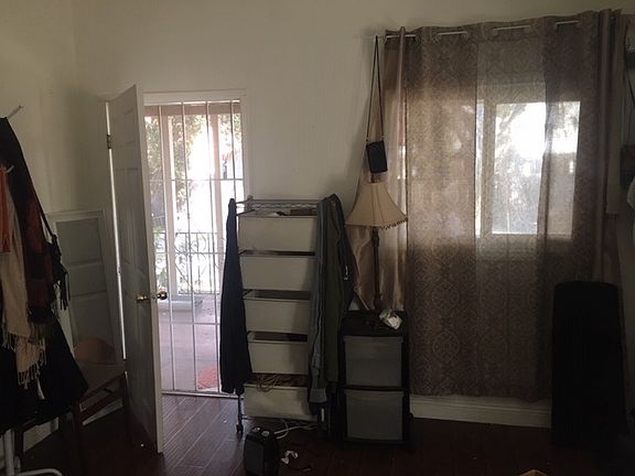 4th image of 2620 Van Buren Pl