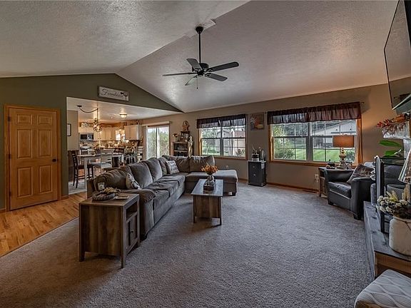 3rd image of 613 Township Road 150