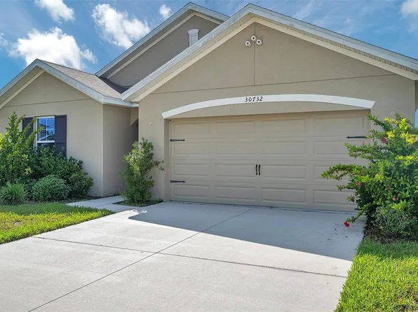 30732 Summer Sun Loop, Wesley Chapel, FL 33545