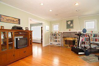 2nd image of 794 Pleasant Ave