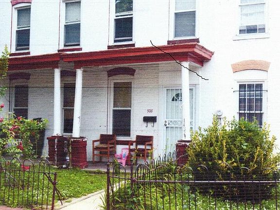 Exterior (Front)
