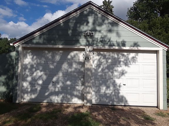 Double garage