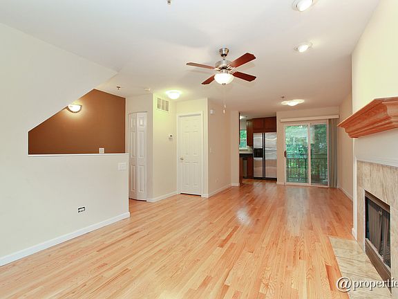 Kitchen / Living Room