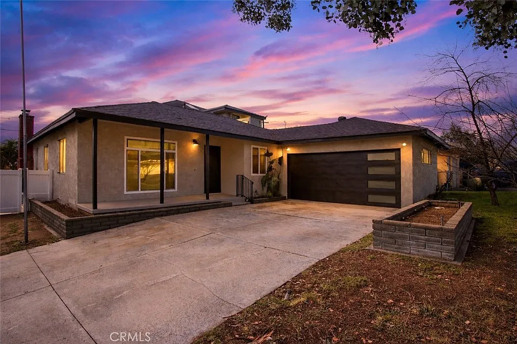 3 bed, 1400 sqft, $2,800 — Photo 1