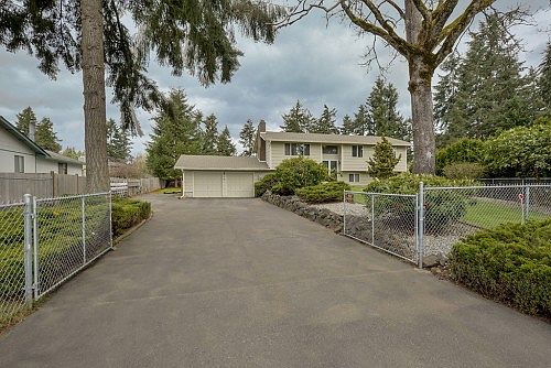 1st image of 919 188th Street Ct E
