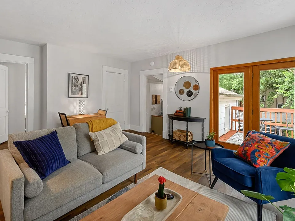 5651 Ridge Ave #2-ID1384096P
