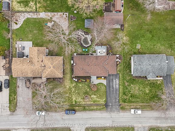 4th image of 787 Grandview Rd