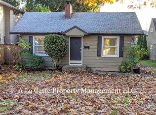 719 3rd St, Lake Oswego, OR 97034