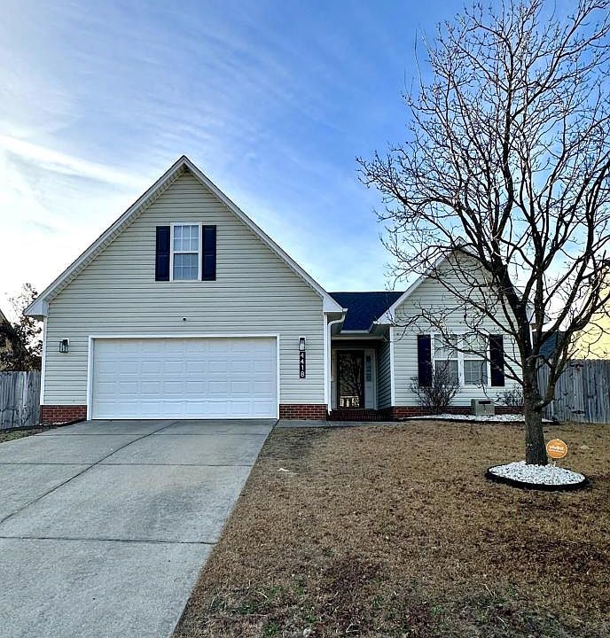 1st image of 4418 Clifton Dr